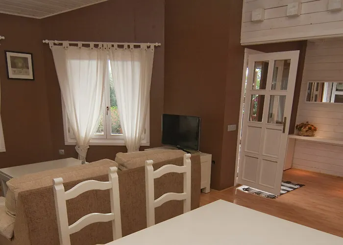 埃尔林孔德尔胡罗西洛酒店