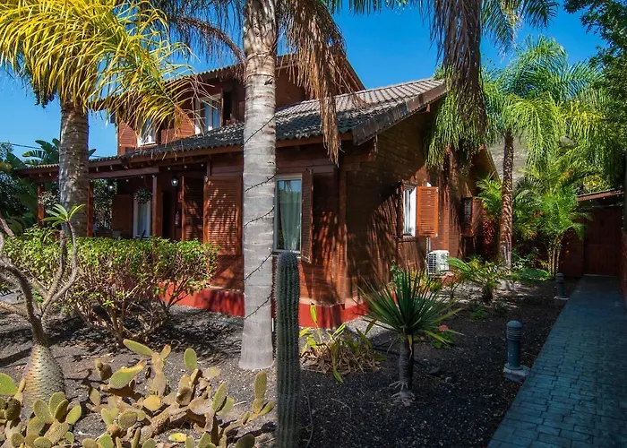 埃尔林孔德尔胡罗西洛酒店 * 蒂约那